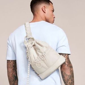 Dagne Dover Nova Sling